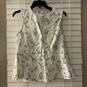 Old Navy - Black/ White Floral Sleeveless Peplum Top - Size XS